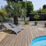 Beautiful Landaise , Pool, Garden, 4 Bedrooms *