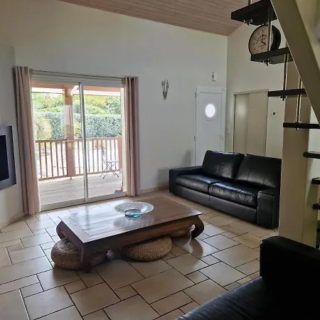 Beautiful Landaise , Pool, Garden, 4 Bedrooms